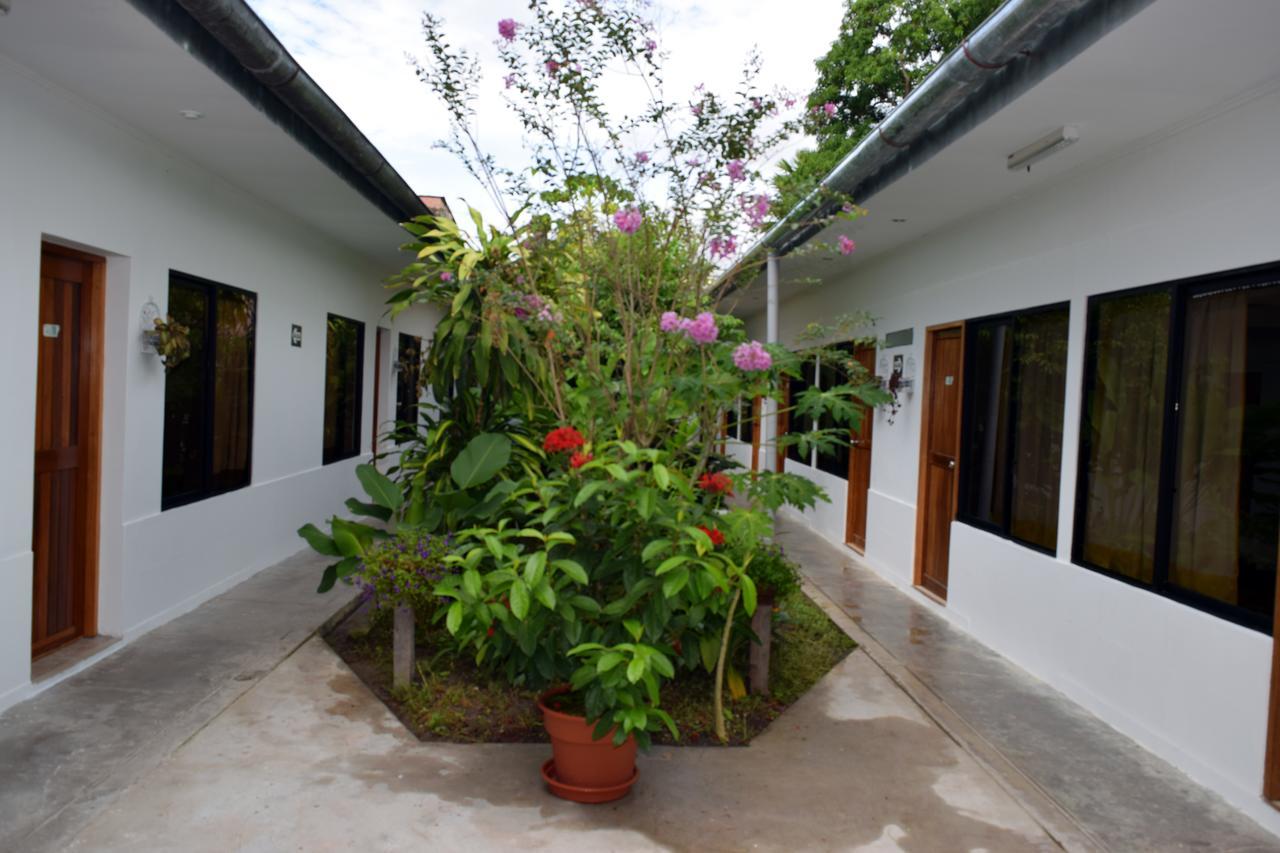Hotel Jungle House Iquitos Exterior foto